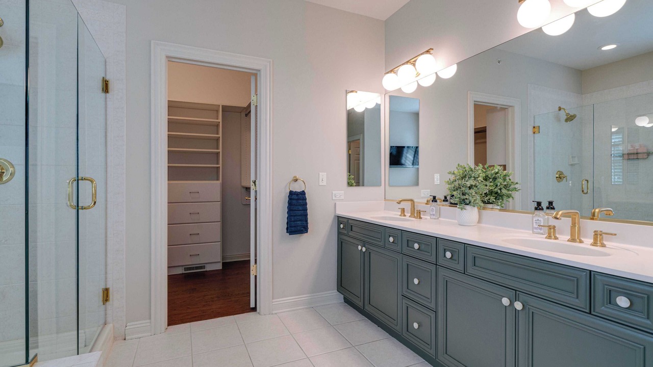 Photo of Bathroom in Grayslake