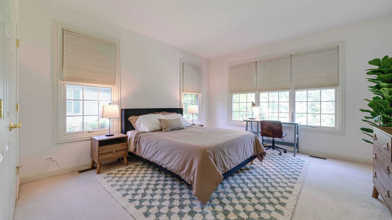 Photo of Bedroom in Grayslake