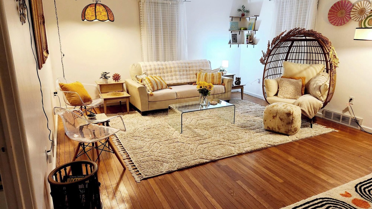 Photo of Livingroom in Godfrey
