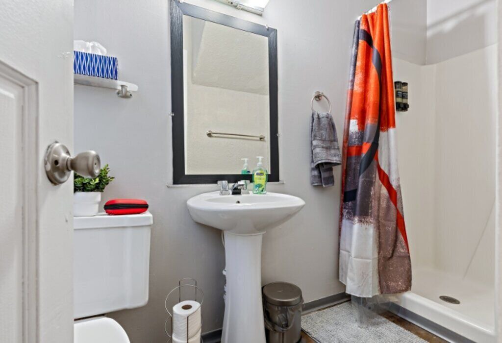 Photo of Bathroom in DeKalb