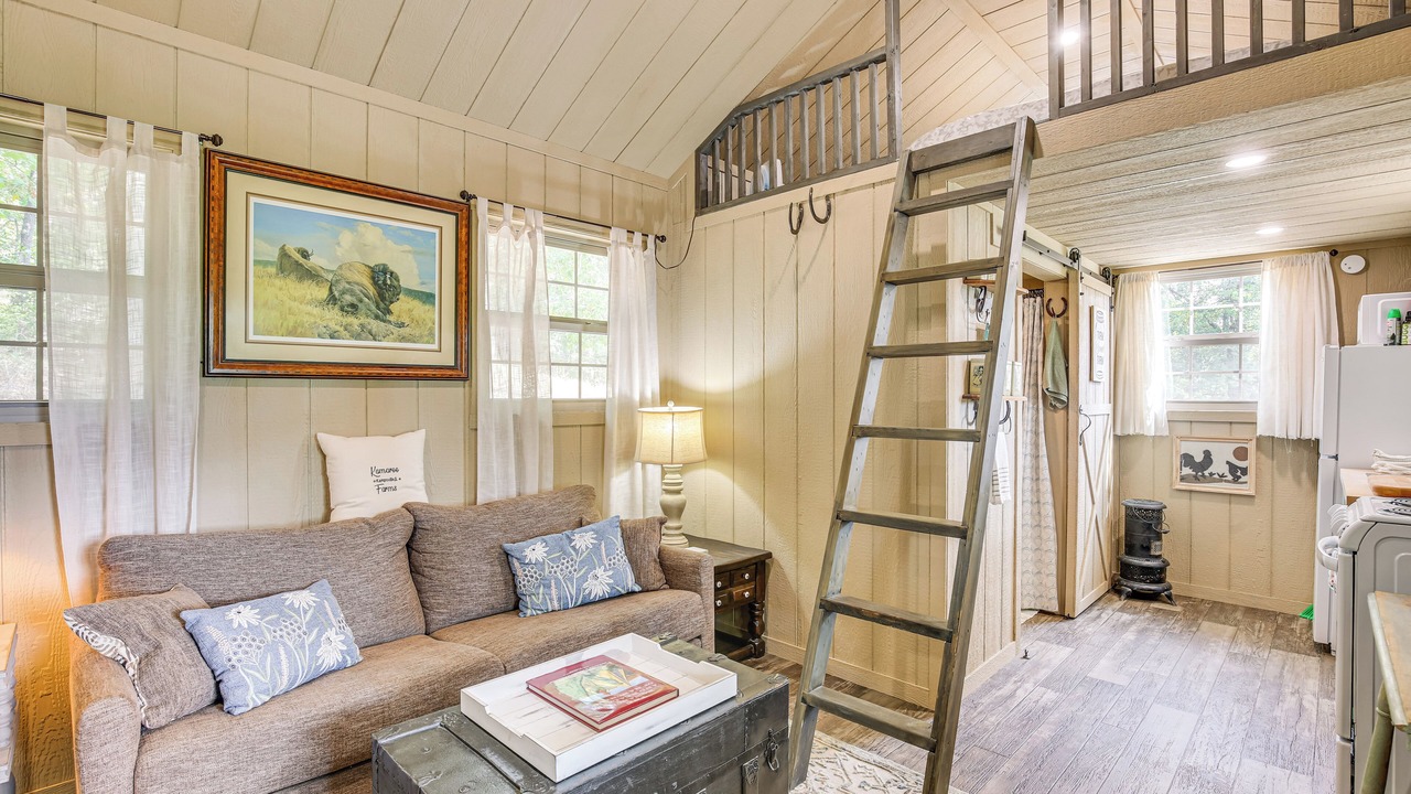 Photo of Bedroom in Michael