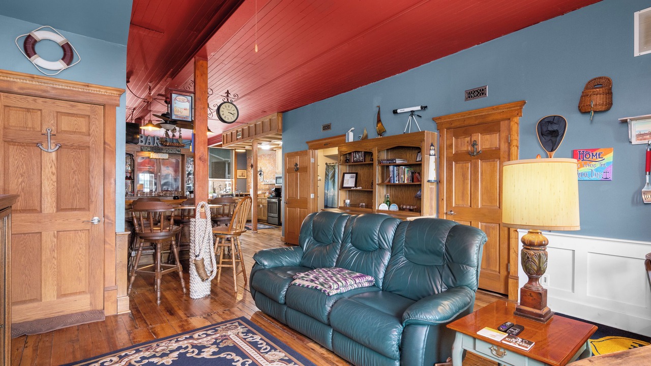 Photo of Livingroom in Hampton