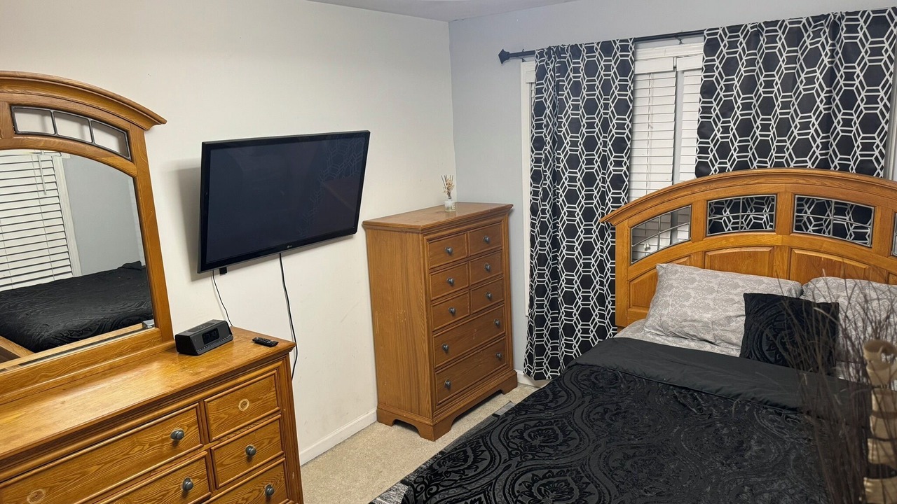 Photo of Bedroom in Calumet Heights