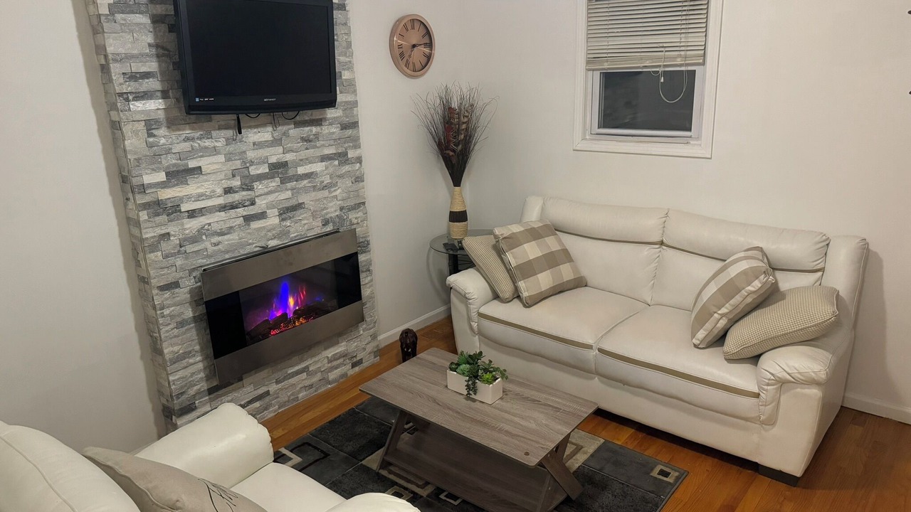Photo of Livingroom in Calumet Heights