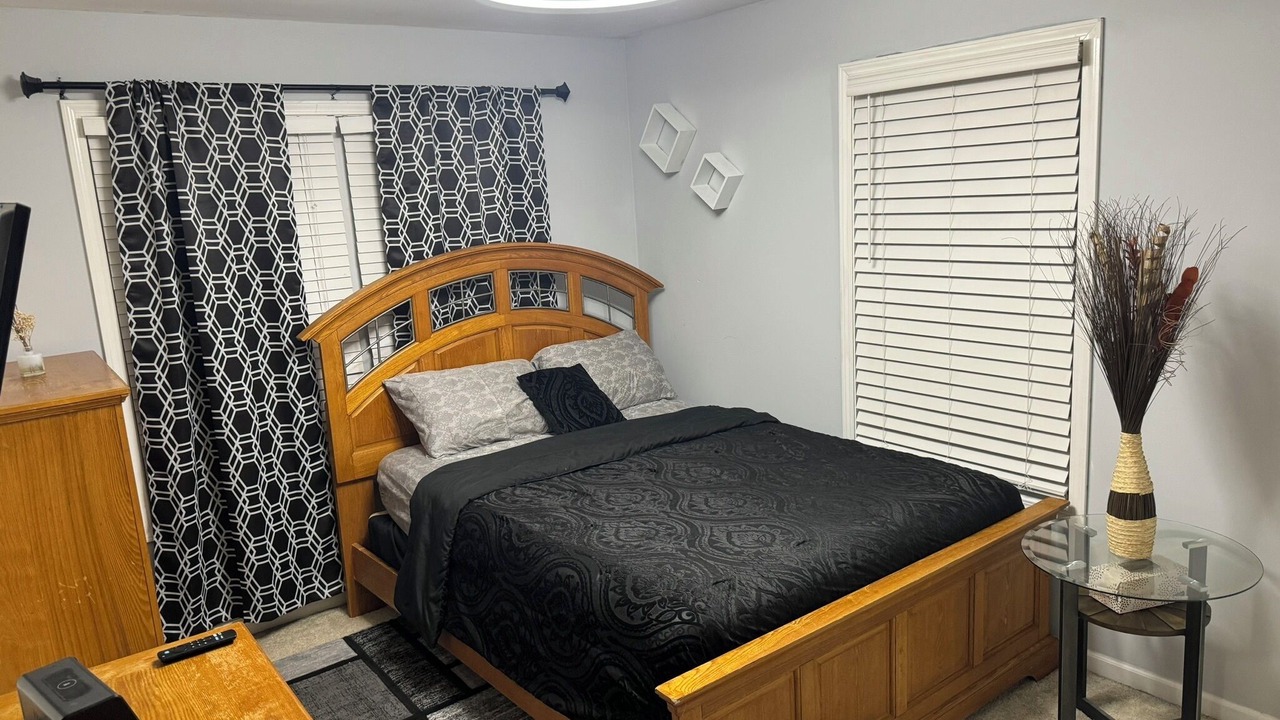 Photo of Bedroom in Calumet Heights