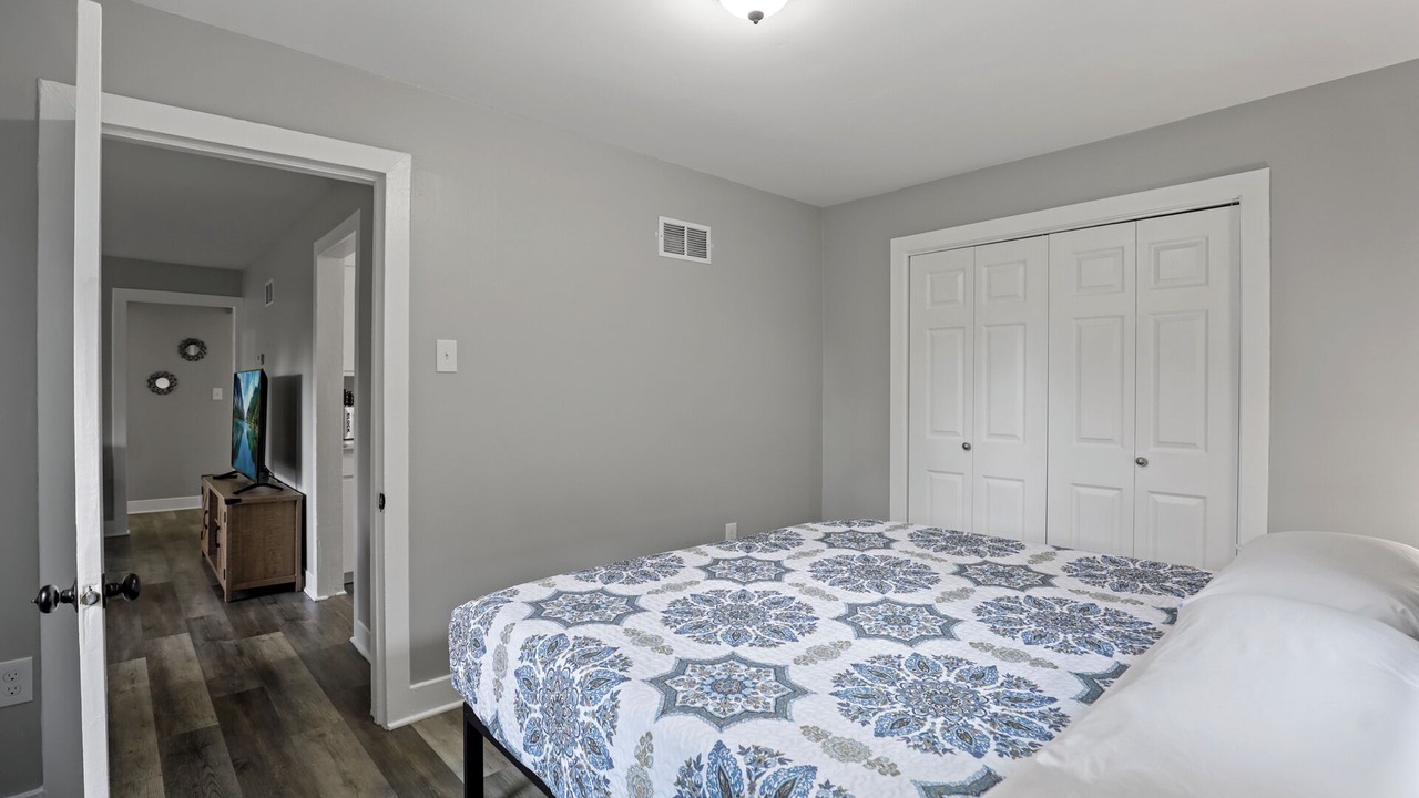 Photo of Bedroom in Hinsdale