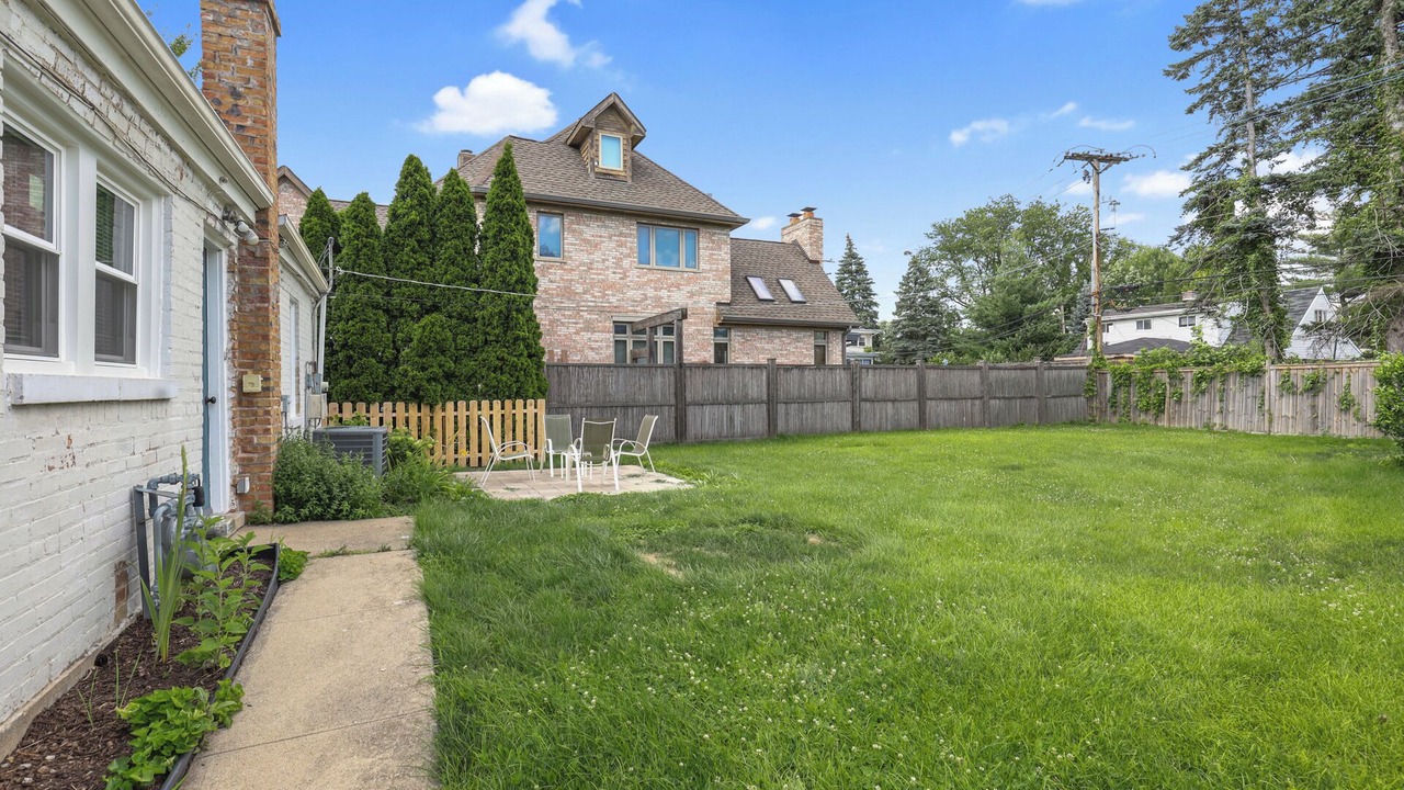 Photo of Outdoor in Hinsdale