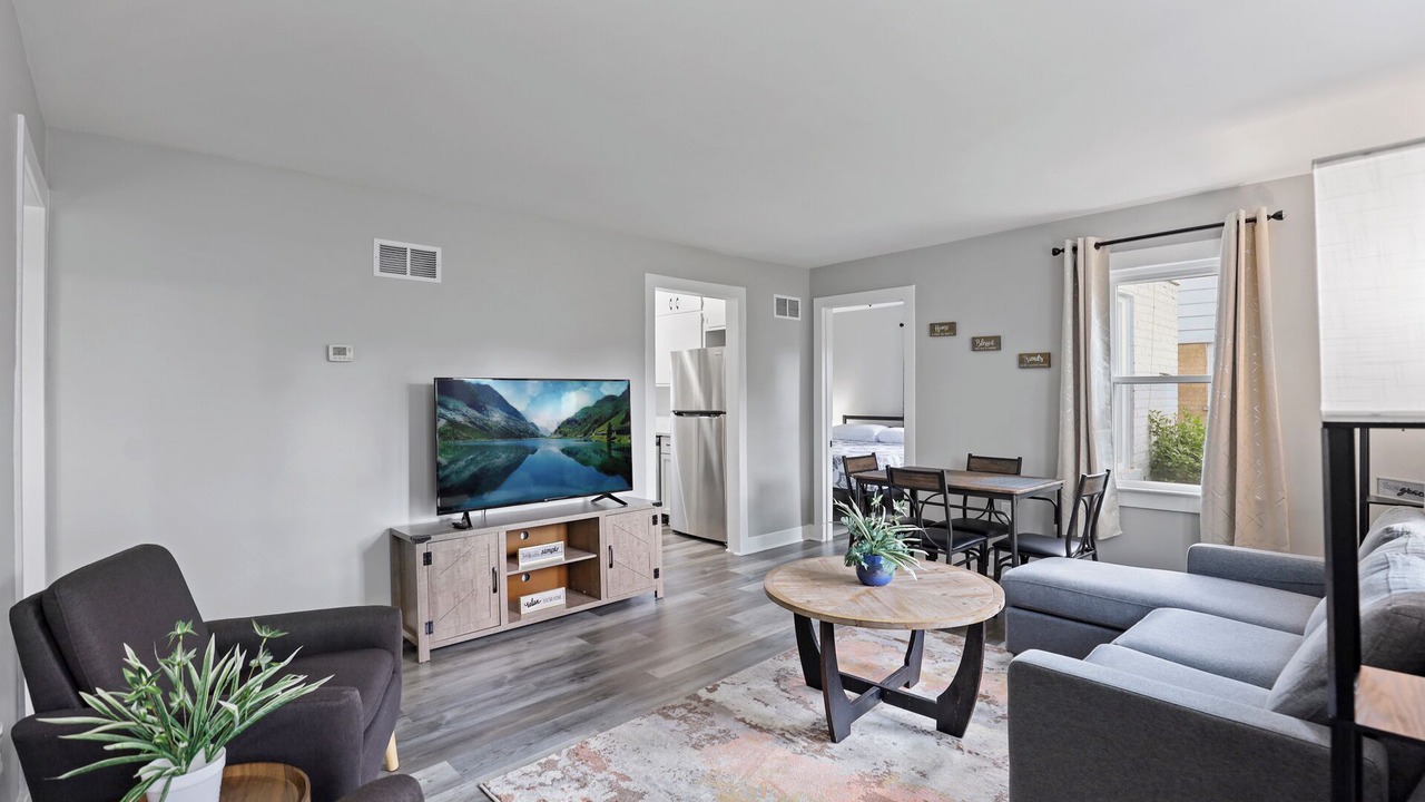 Photo of Livingroom in Hinsdale