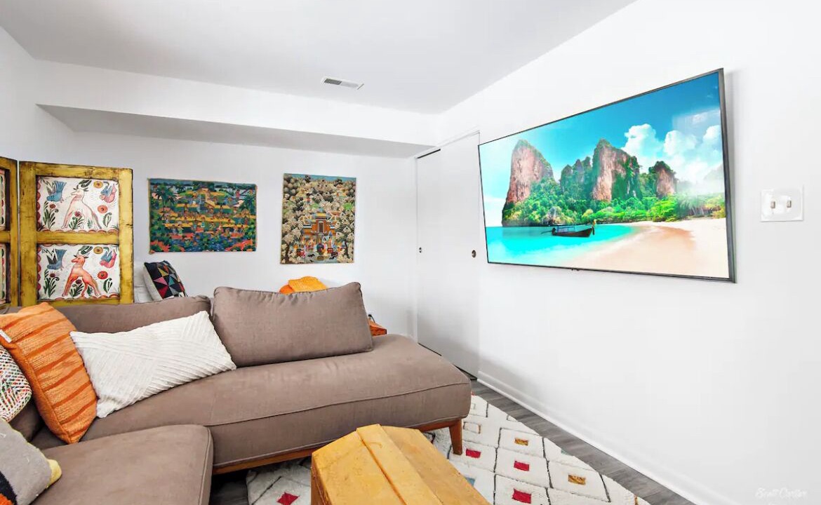 Photo of Livingroom in Solon Mills