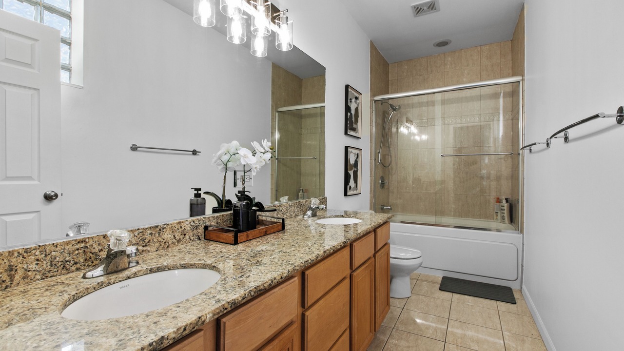 Photo of Bathroom in Near West Side