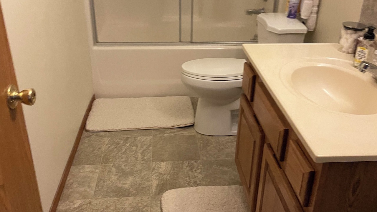 Photo of Bathroom in Murphysboro