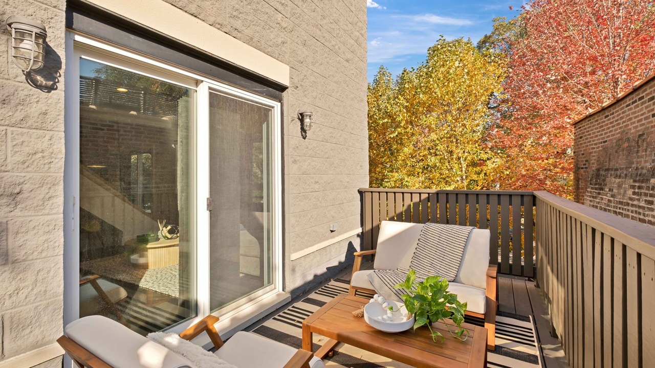 Photo of Patio Balcony in Wicker Park