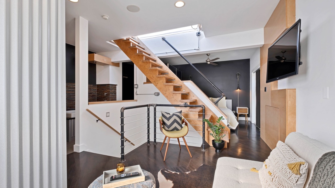 Photo of Livingroom in Wicker Park