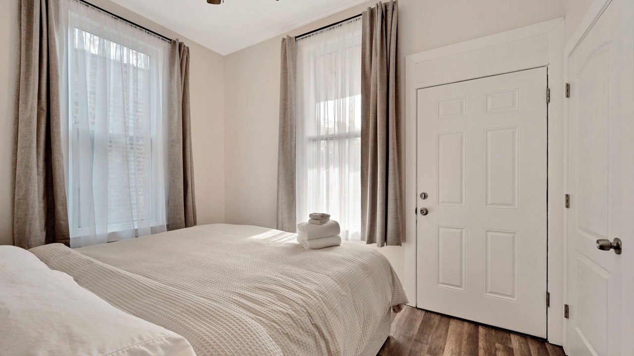 Photo of Bedroom in Wrigleyville