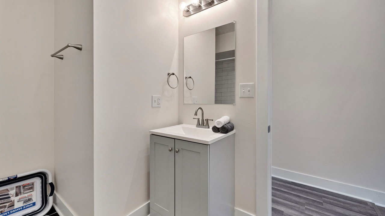 Photo of Bathroom in Wrigleyville