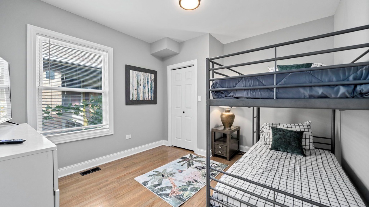 Photo of Bedroom in Avalon Park