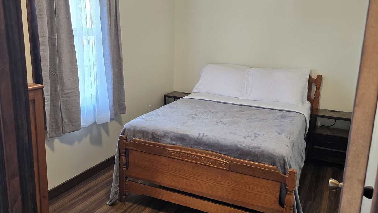 Photo of Bedroom in Lakewood  Shelby County