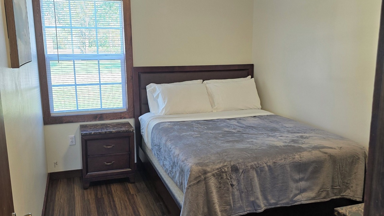 Photo of Bedroom in Lakewood  Shelby County