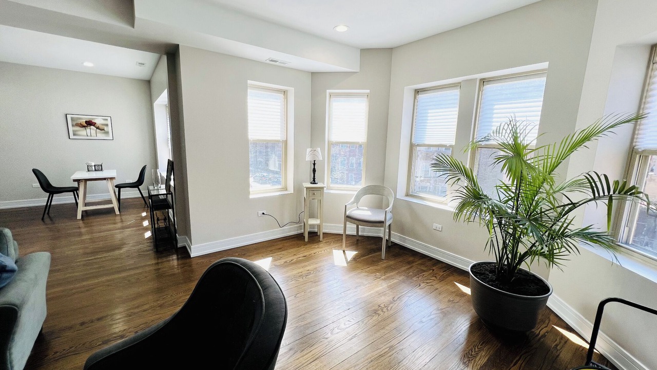Photo of Livingroom in South Shore