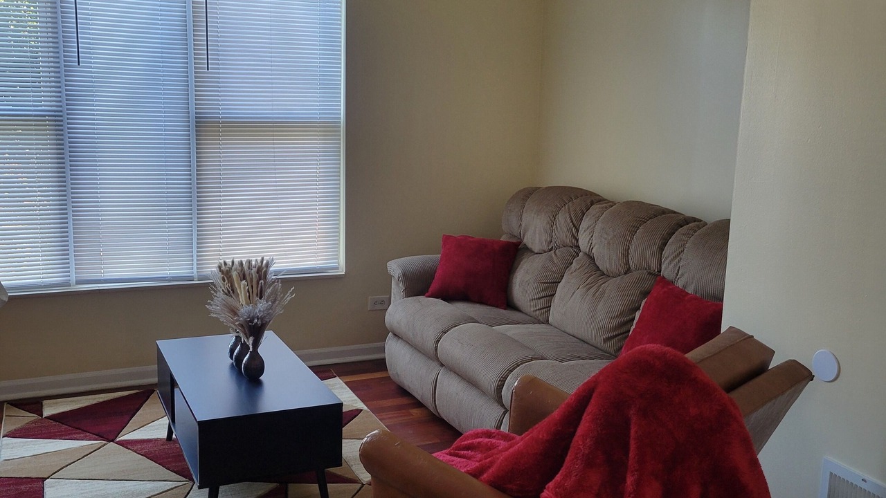 Photo of Livingroom in Greater Grand Crossing