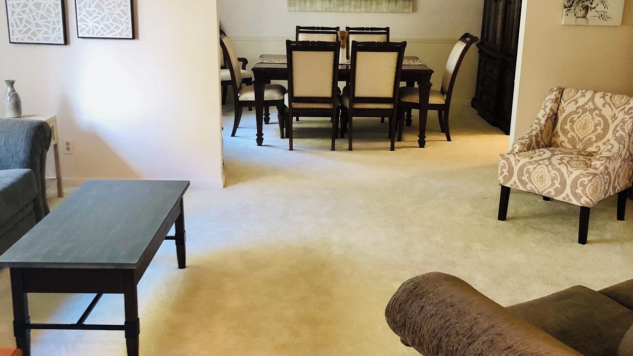 Photo of Livingroom in Rockford