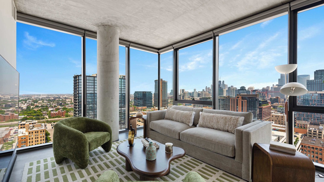 Photo of Livingroom in West Loop