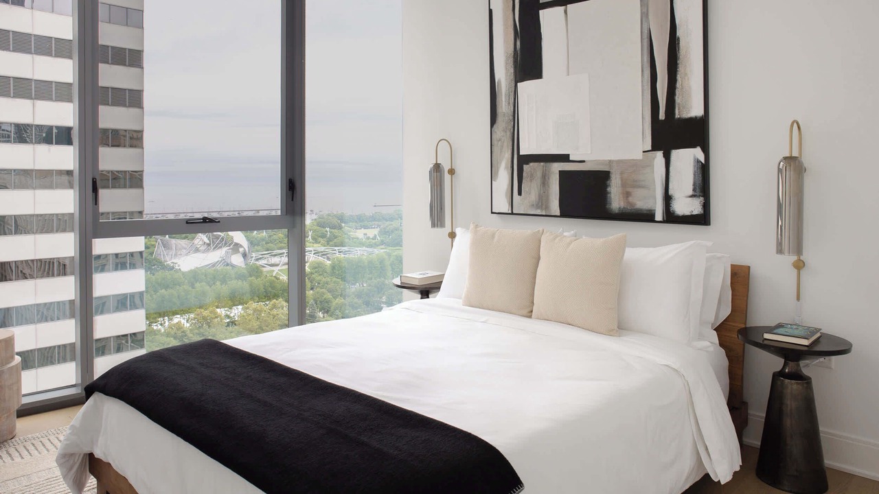 Photo of Bedroom in Downtown Chicago