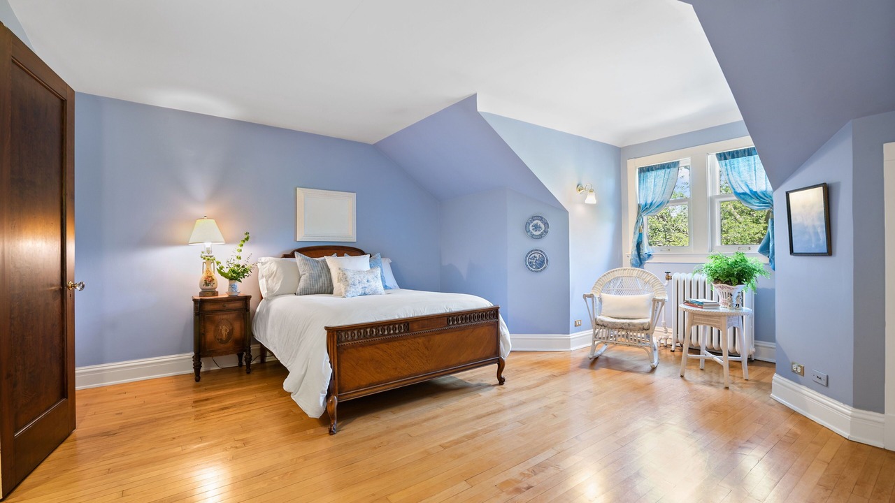 Photo of Bedroom in South Evanston