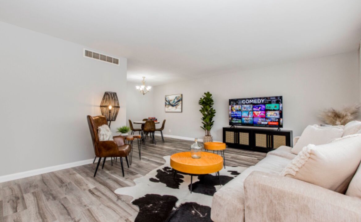 Photo of Livingroom in Bloomington