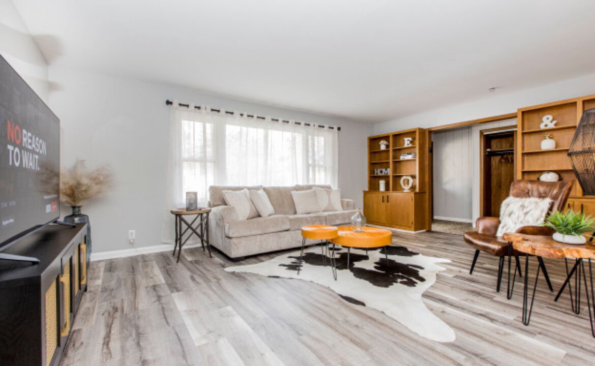 Photo of Livingroom in Bloomington