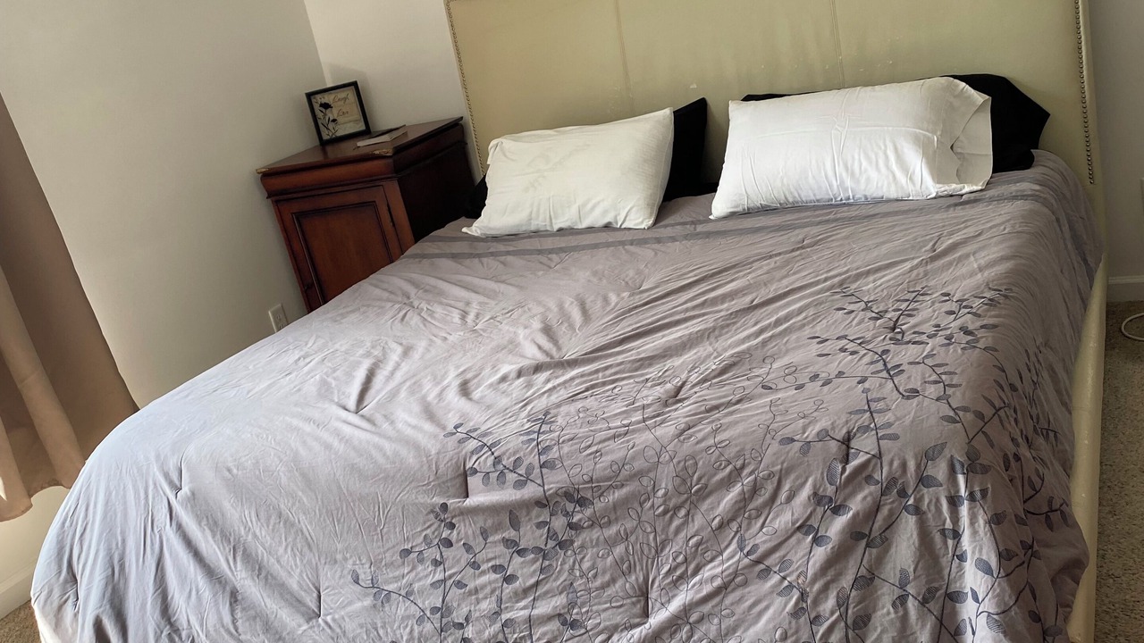 Photo of Bedroom in DeKalb
