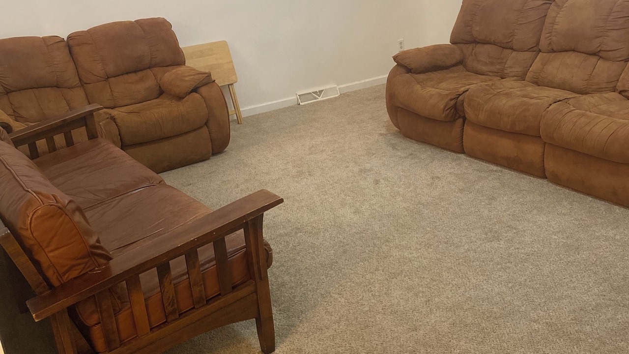 Photo of Livingroom in DeKalb