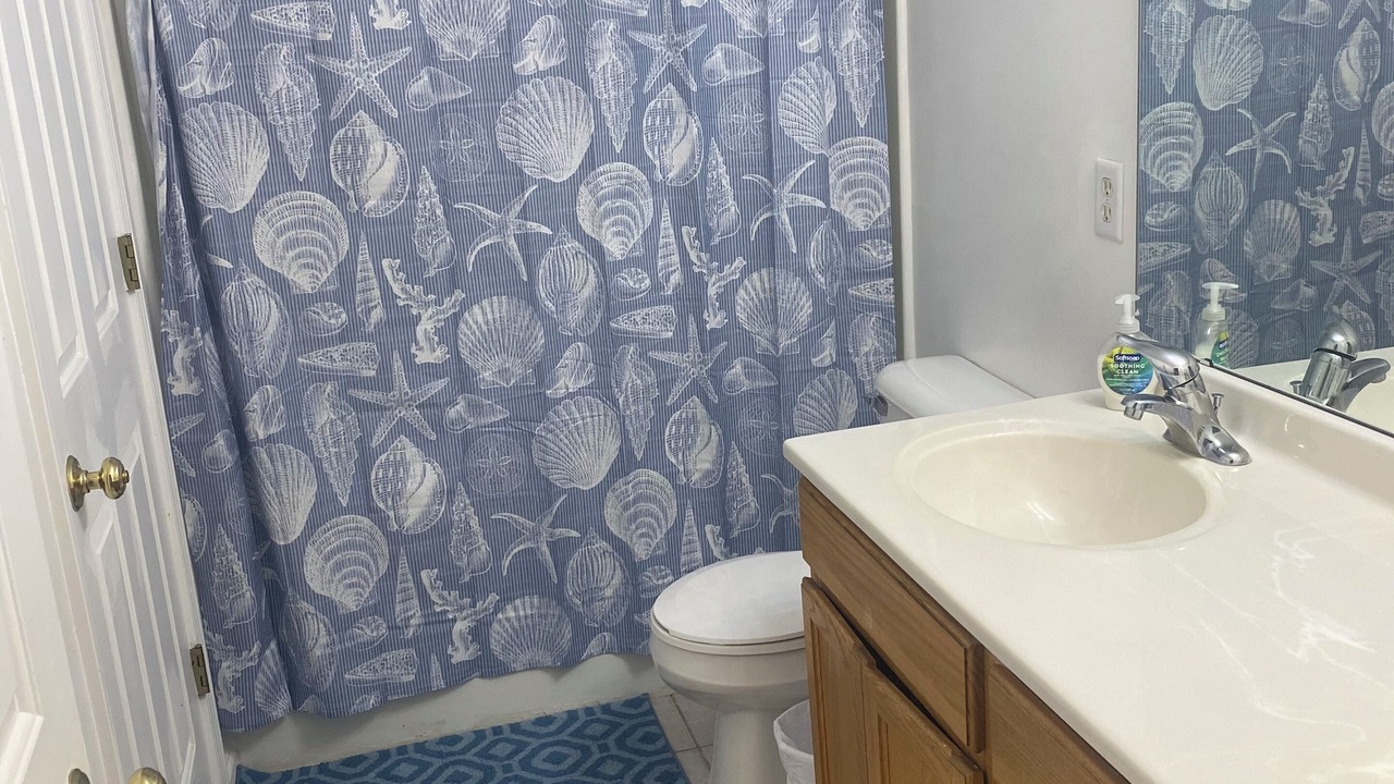 Photo of Bathroom in DeKalb