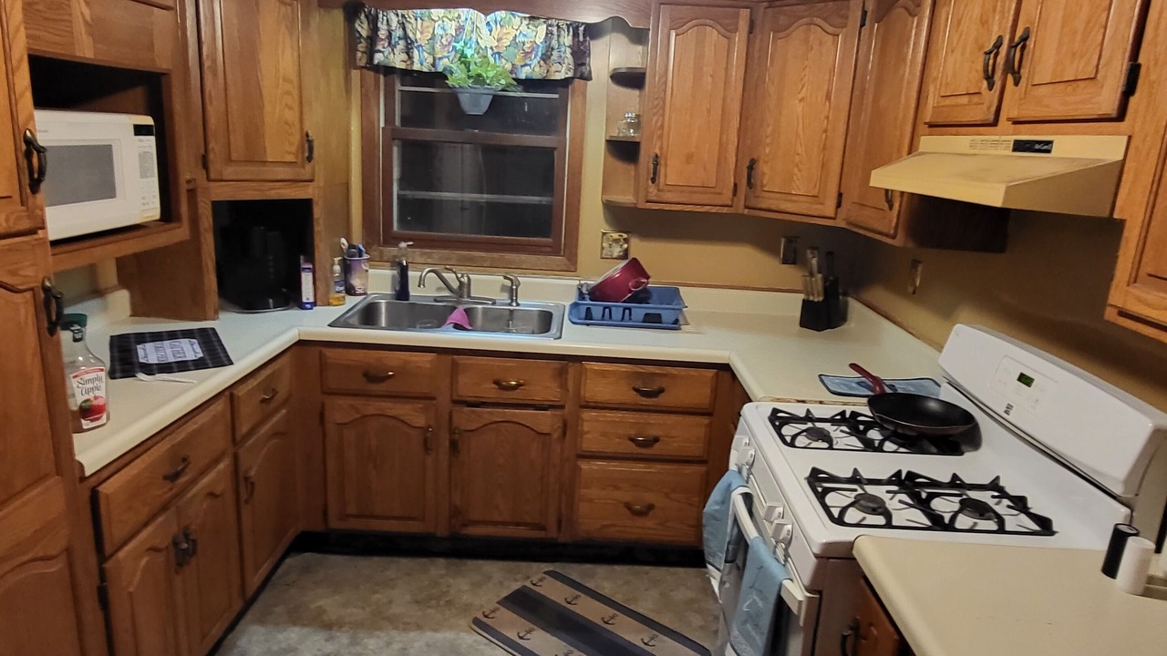 Photo of Kitchen in East Moline