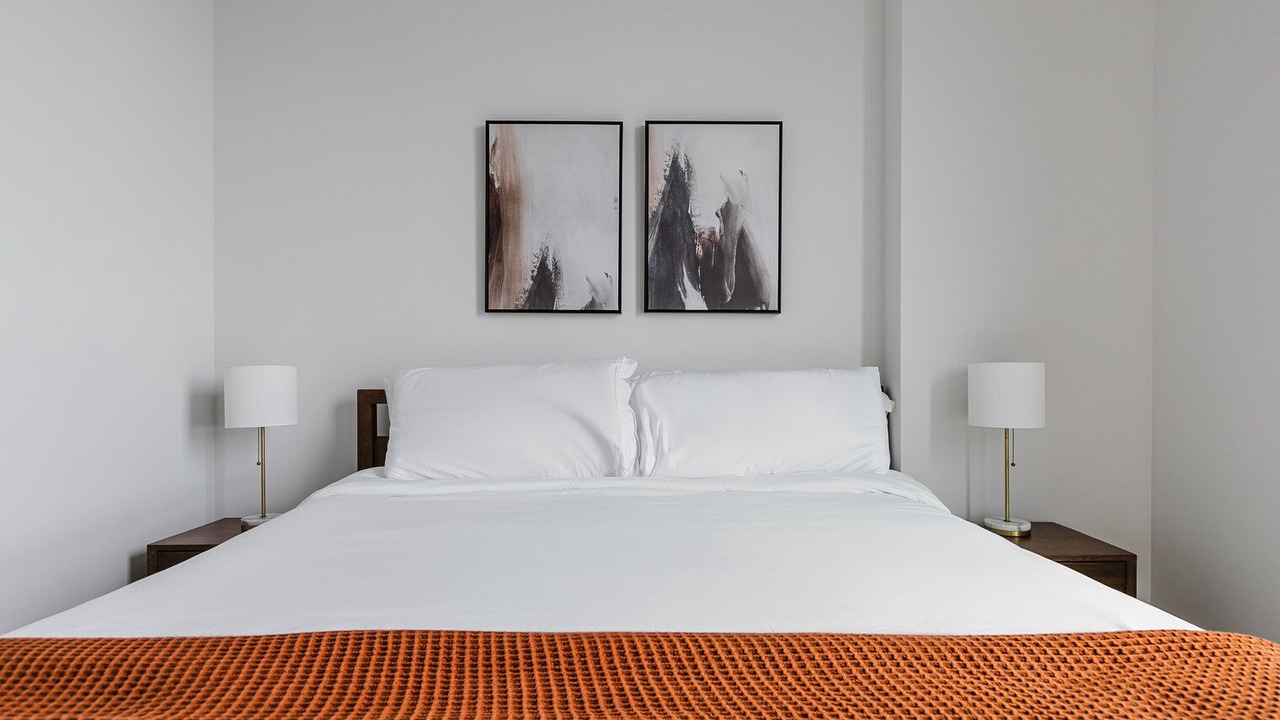 Photo of Bedroom in Illinois Medical District