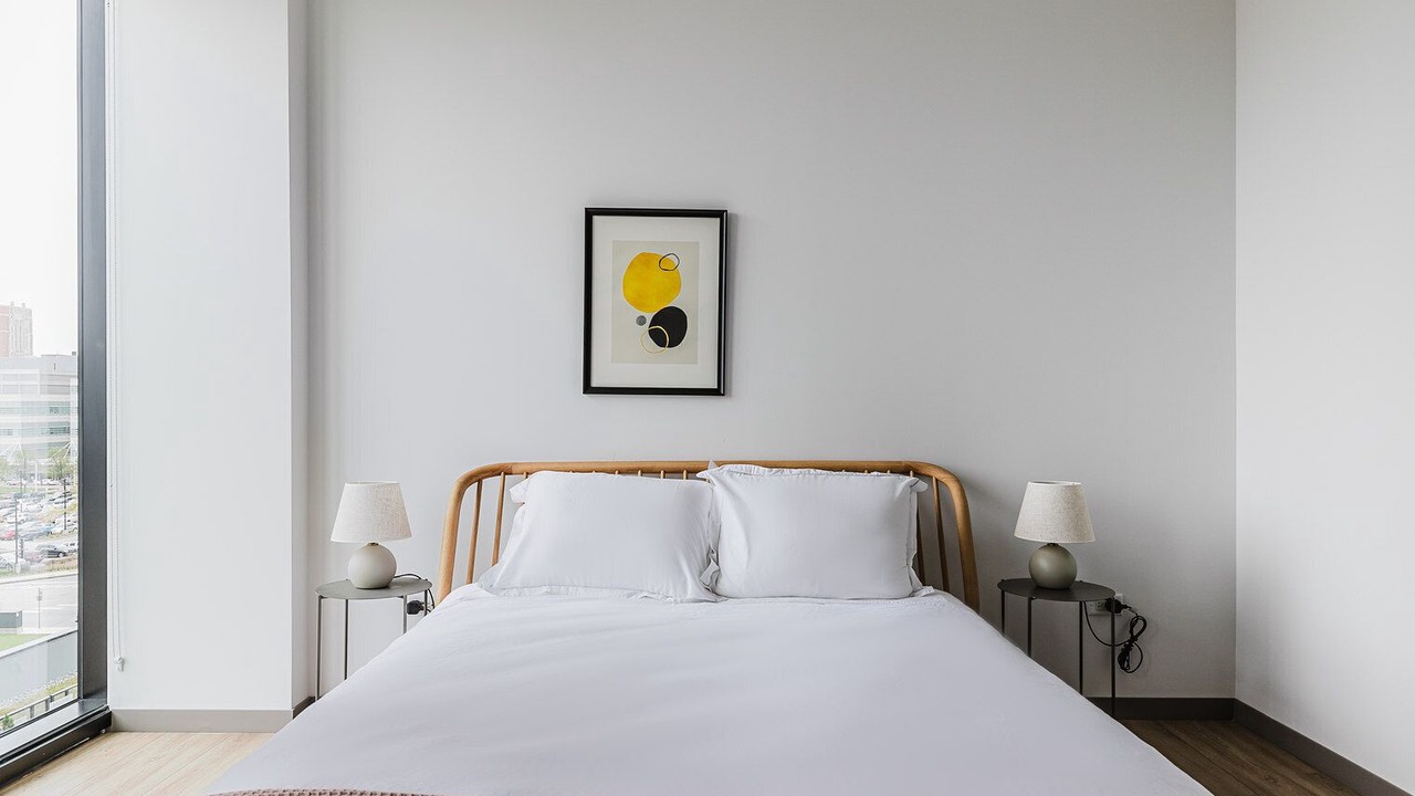 Photo of Bedroom in Illinois Medical District