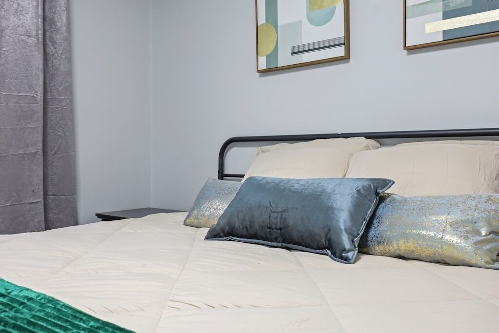 Photo of Bedroom in Franklin Park