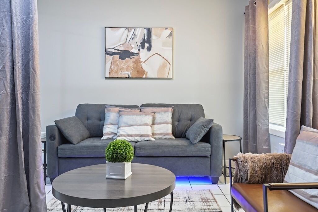 Photo of Livingroom in Franklin Park