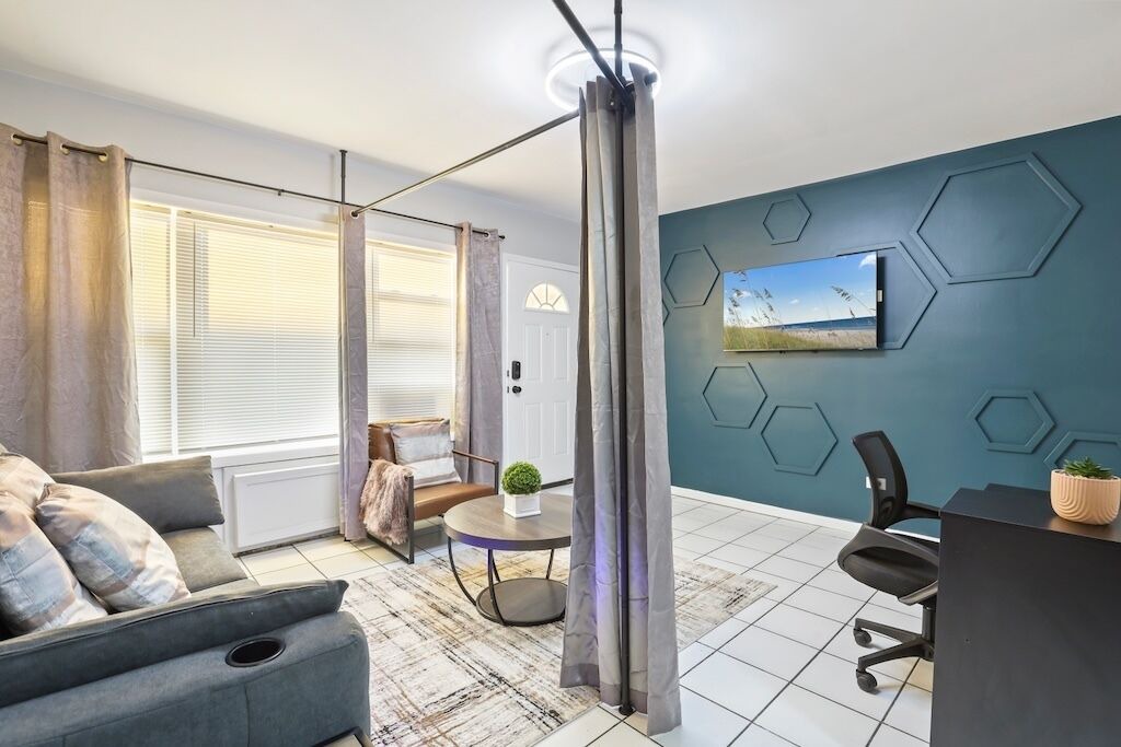 Photo of Livingroom in Franklin Park