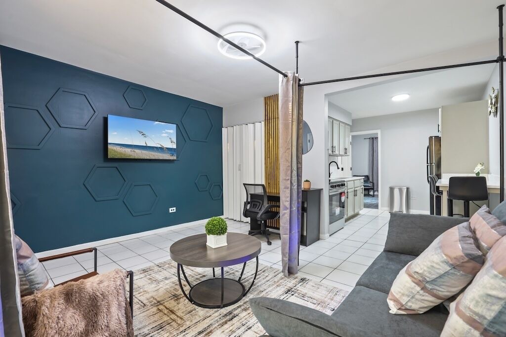 Photo of Livingroom in Franklin Park