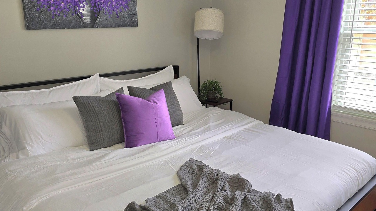 Photo of Bedroom in Oak Park