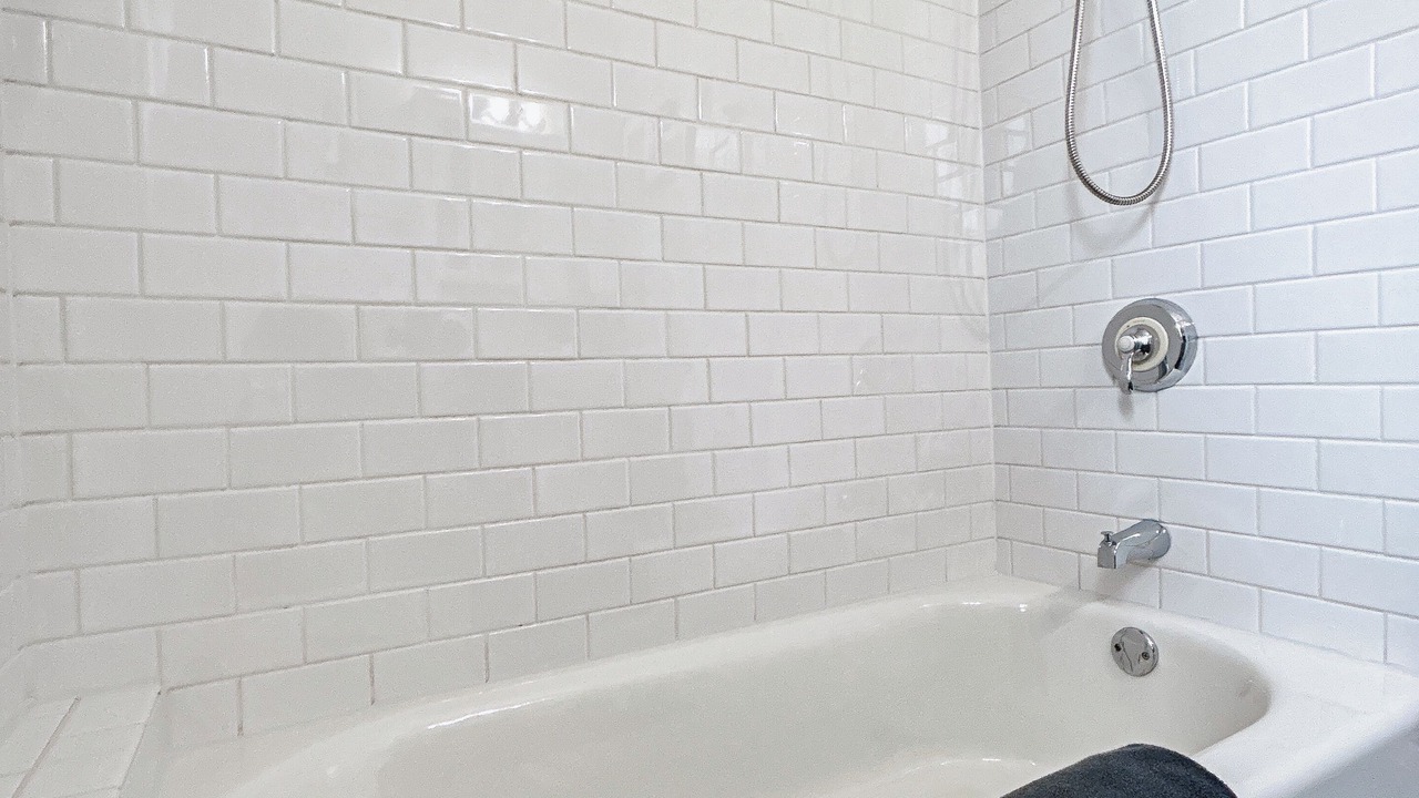 Photo of Bathroom in Oak Park