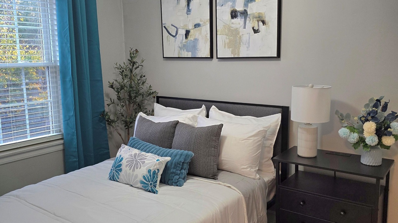 Photo of Bedroom in Oak Park