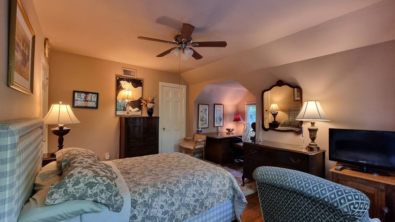 Photo of Bedroom in Decatur