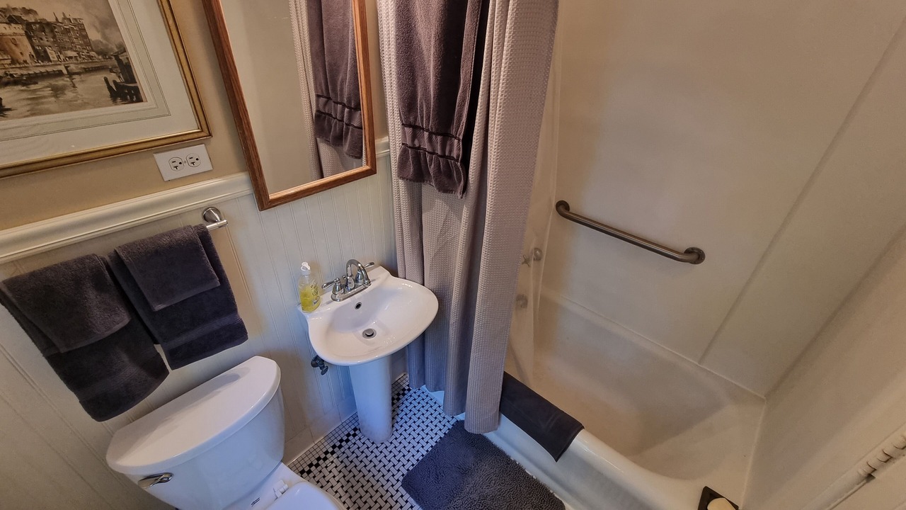 Photo of Bathroom in Decatur