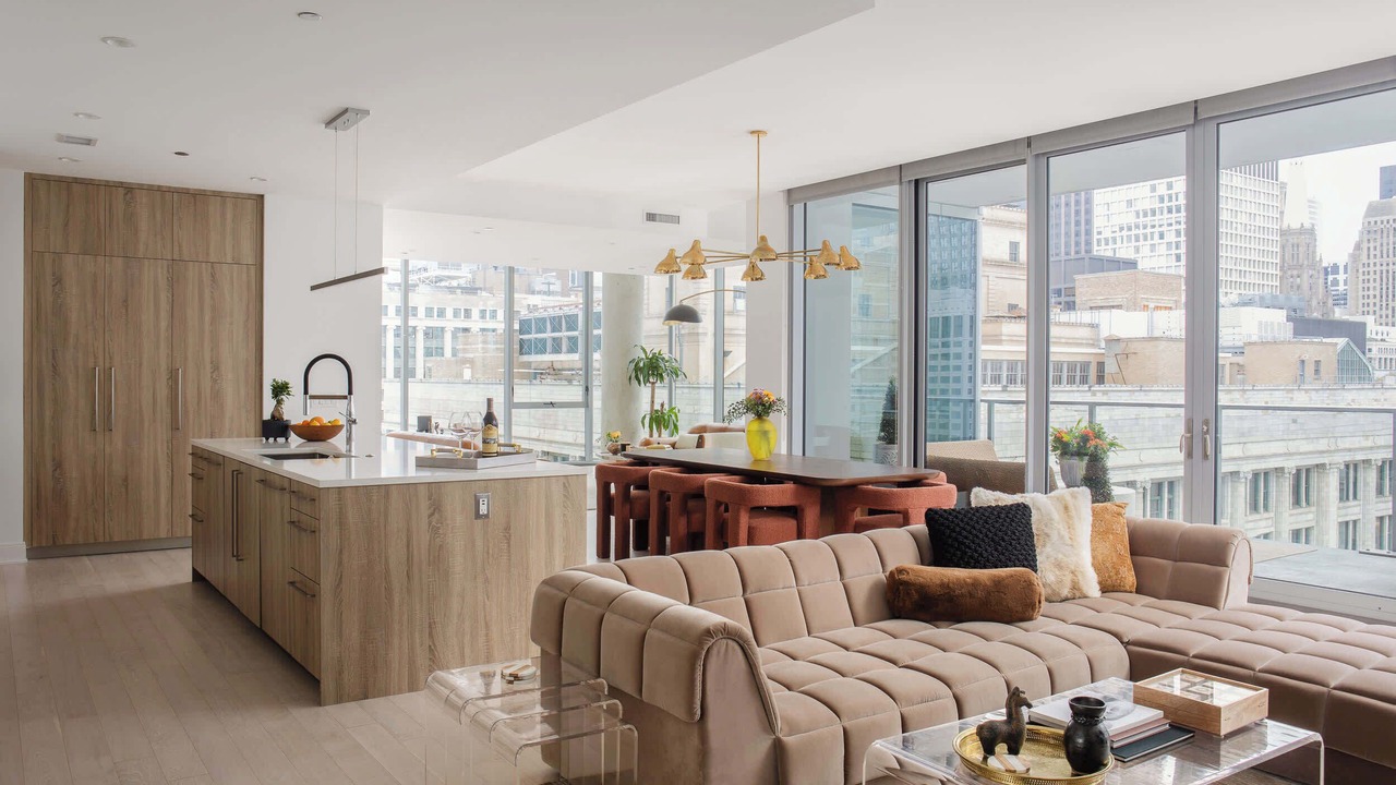 Photo of Livingroom in Downtown Chicago