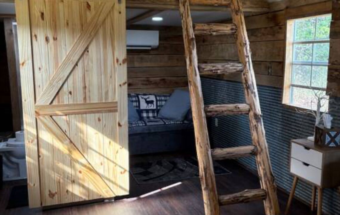 Photo of Livingroom in Pope County