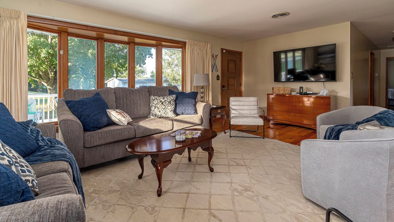 Photo of Livingroom in Wolf Creek