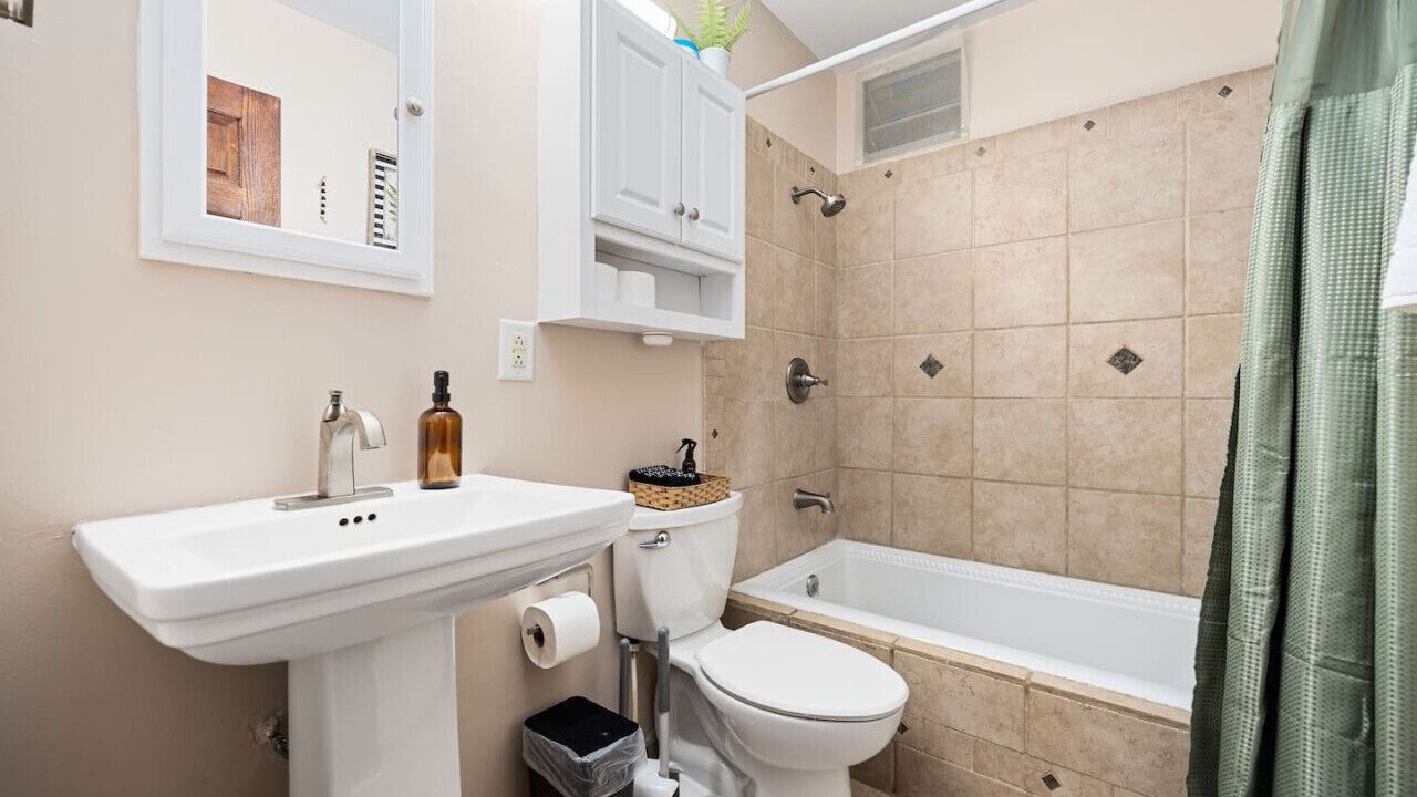 Photo of Bathroom in Marquette Heights