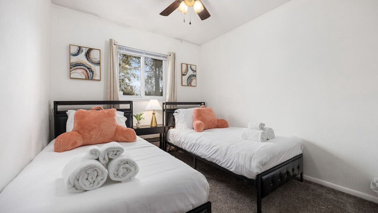Photo of Bedroom in Marquette Heights